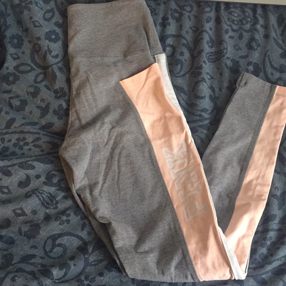 Victoria’s Secret hi-rise leggings